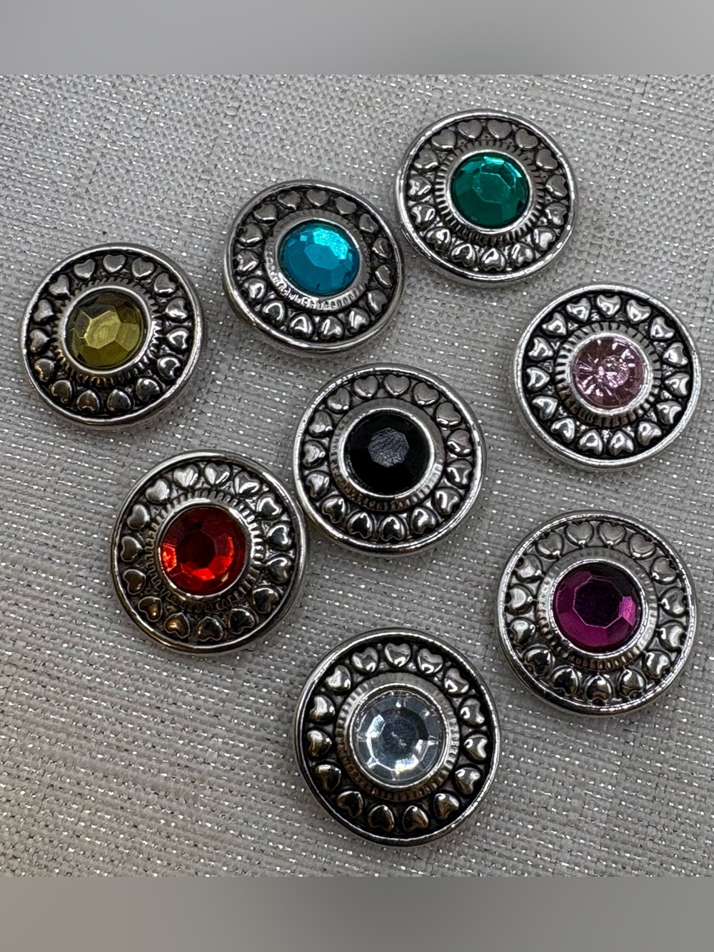 HEARTS - SET of 8 - Genuine Ginger Snap & Co. Snap Button Charms 18mm/20mm